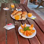 فندق D Hotes The Resid Pérouges
