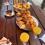 فندق D Hotes The Resid Pérouges