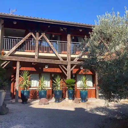 D Hotes The Resid Hotel 3*